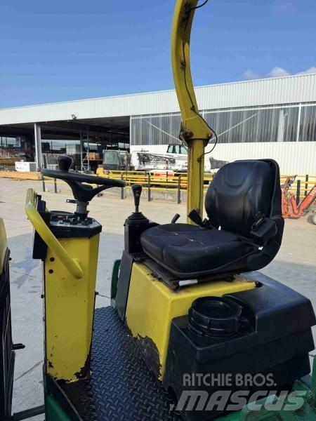 Ammann AV 26 土壤壓實機