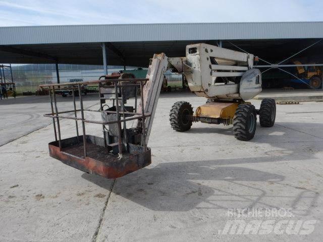 Manitou 160 ATJ 曲臂高空作業車