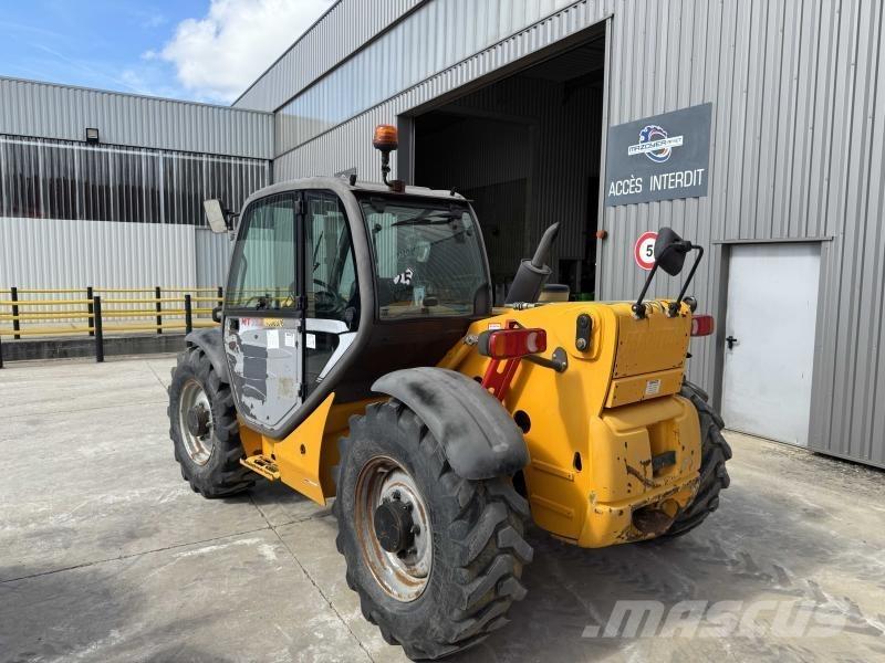 Manitou MT 732 伸縮臂操作車