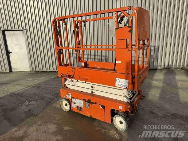 Snorkel S3215E 曲臂高空作業車