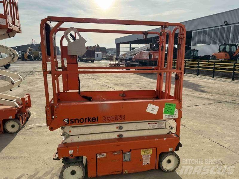 Snorkel S3215E 曲臂高空作業車
