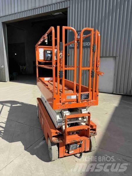 Snorkel S3220E 曲臂高空作業車