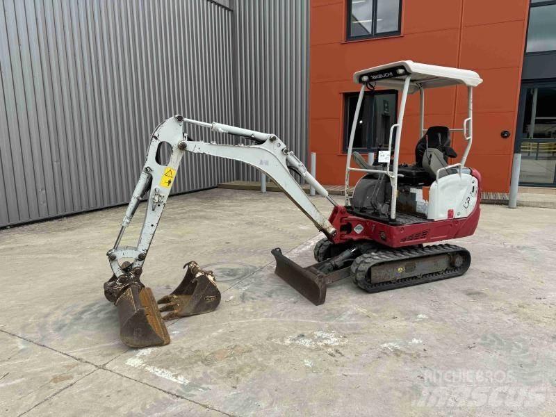 Takeuchi TB216 小型挖土機/掘鑿機<7t(小型挖掘機)