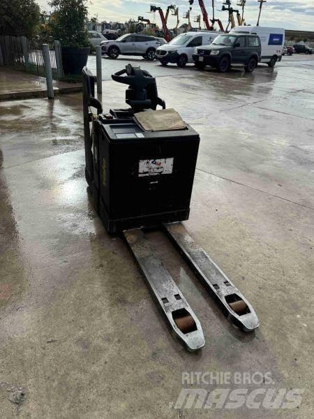 Yale MP20X 低架升降機