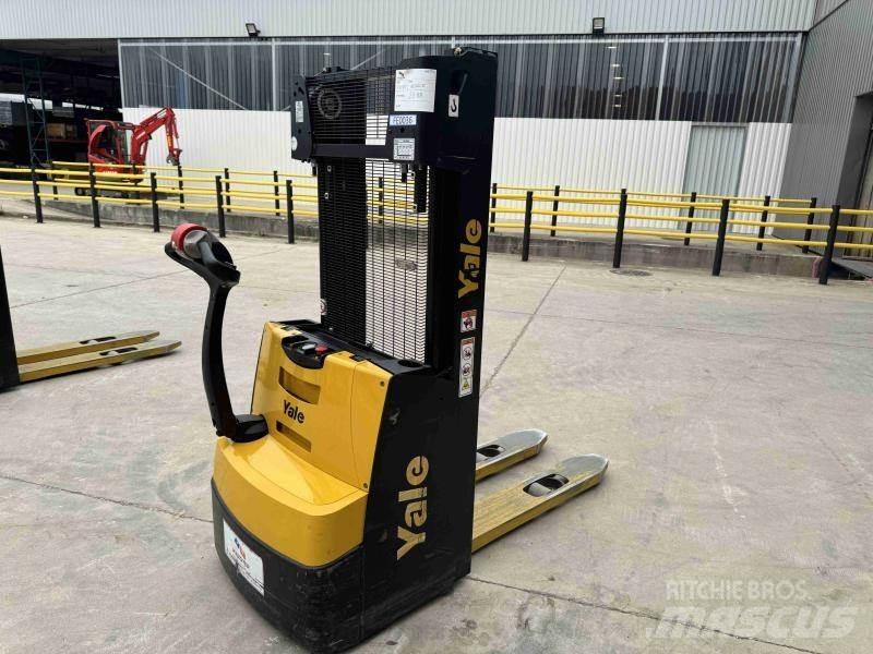 Yale MS10 行走控制式堆積機