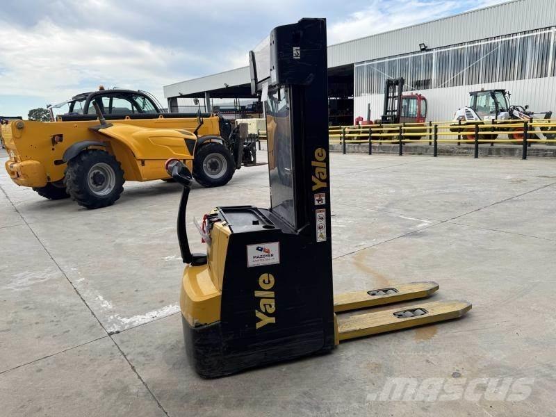 Yale MS16 IL 行走控制式堆積機
