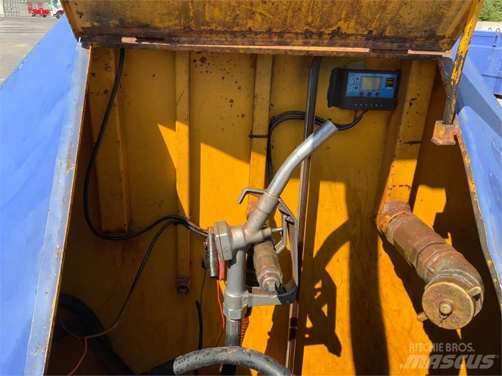 Blue Diesel Tank 其他農業機械