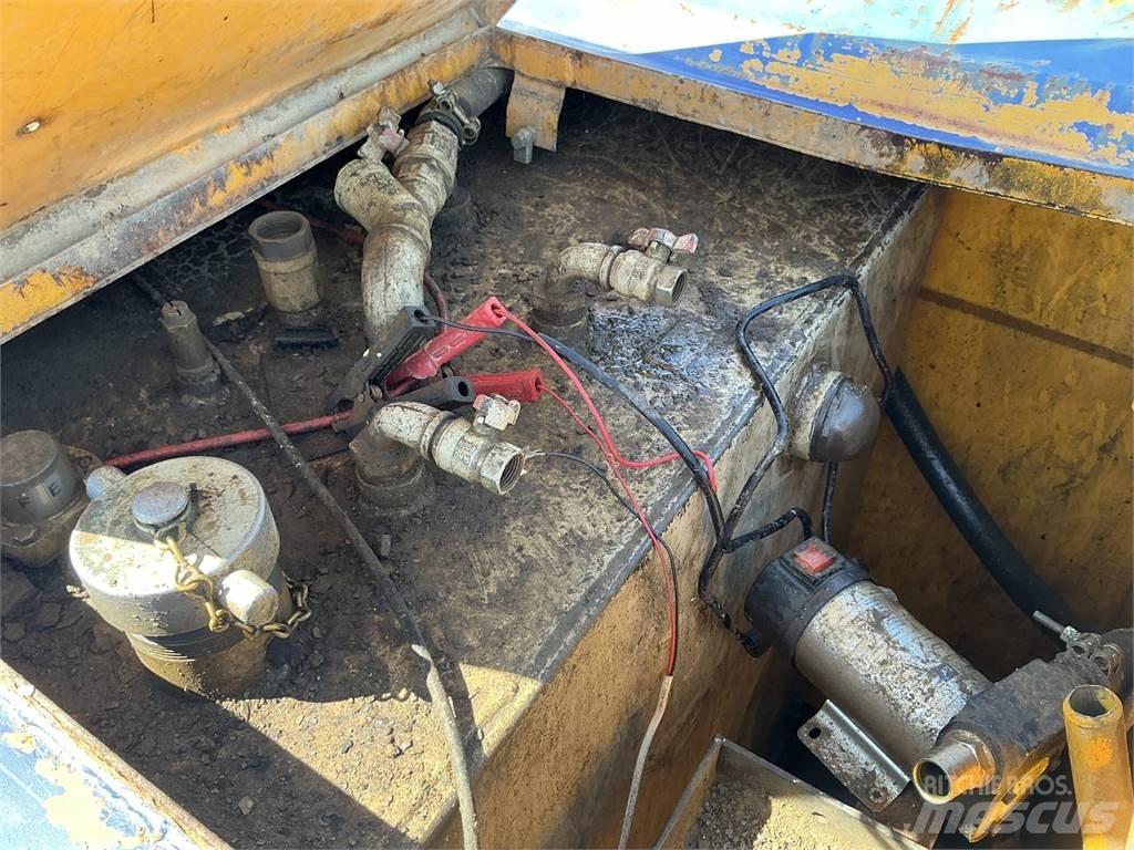 Blue Diesel Tank 其他農業機械
