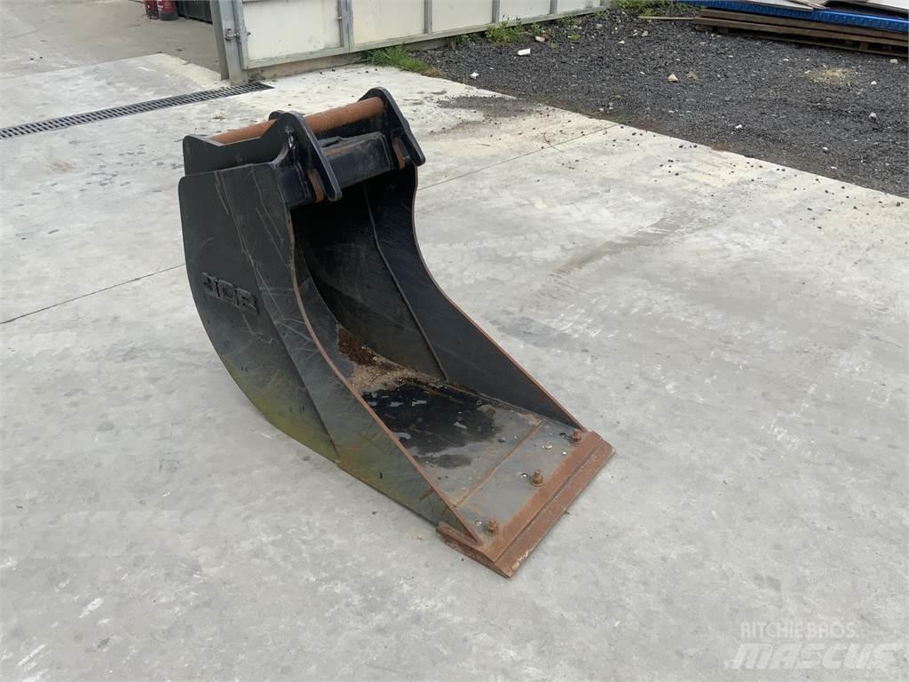 JCB 2ft bucket 其他農業機械