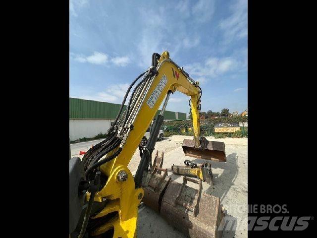 Neuson EZ80 小型挖土機/掘鑿機<7t(小型挖掘機)
