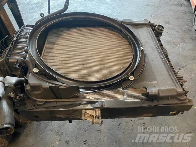 MAN TGX 散熱器/水箱