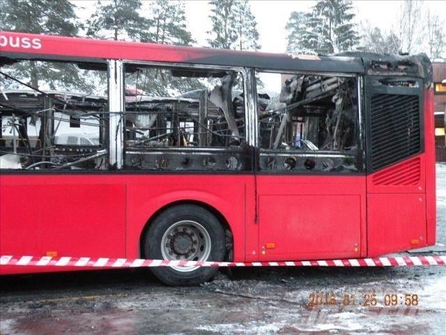 Volvo B5R 其他組件