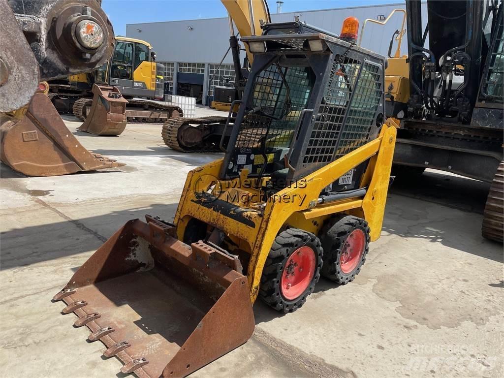 Bobcat S70 輪胎式裝載機