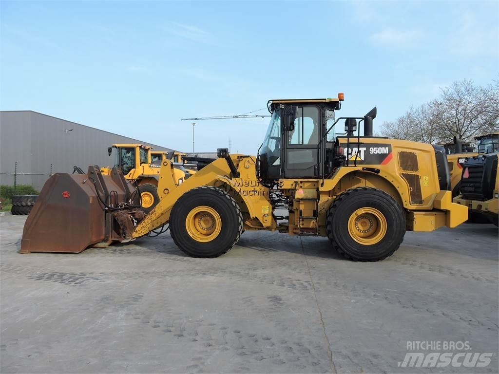 CAT 950M 輪胎式裝載機