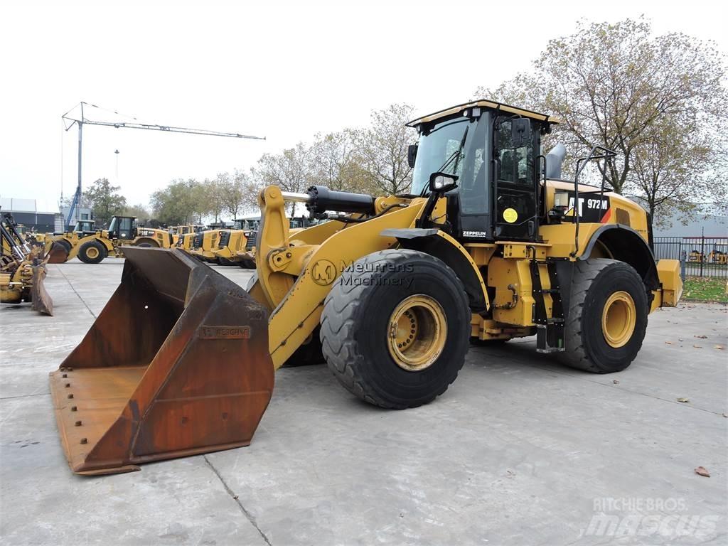 CAT 972M 輪胎式裝載機