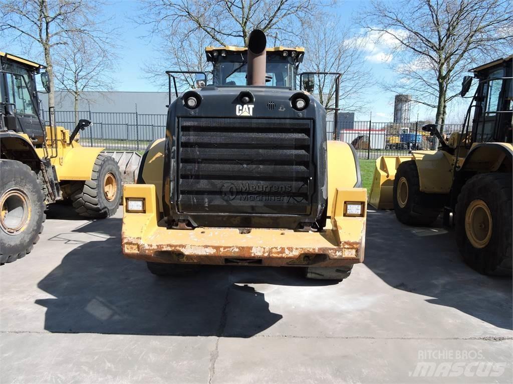 CAT 972M 輪胎式裝載機