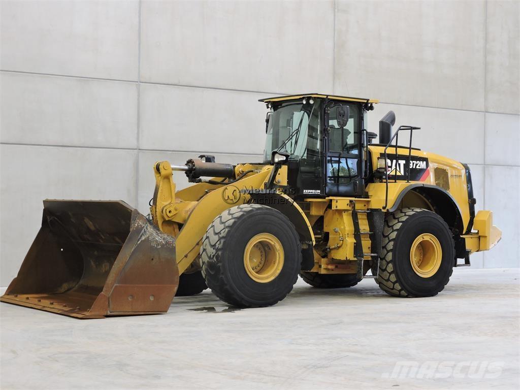 CAT 972M 輪胎式裝載機