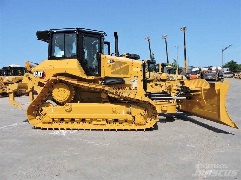 CAT D5 推土機 