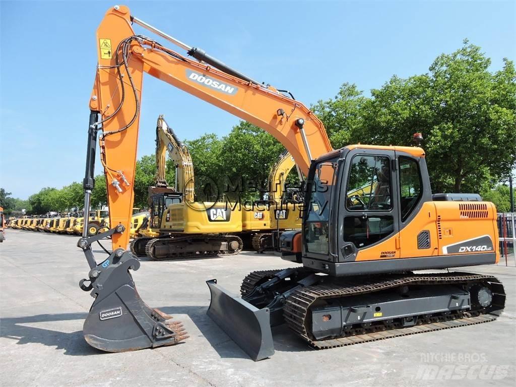 Doosan DX140LC 履帶式 挖土機/掘鑿機/挖掘機