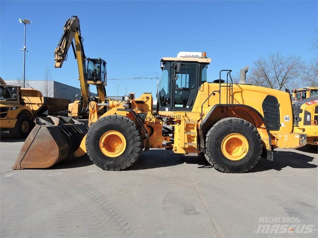 Hyundai HL970 輪胎式裝載機