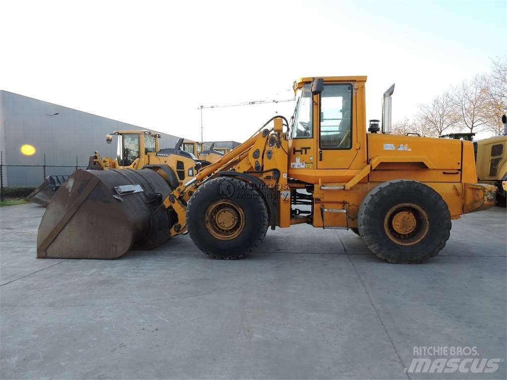 JCB 436B 輪胎式裝載機