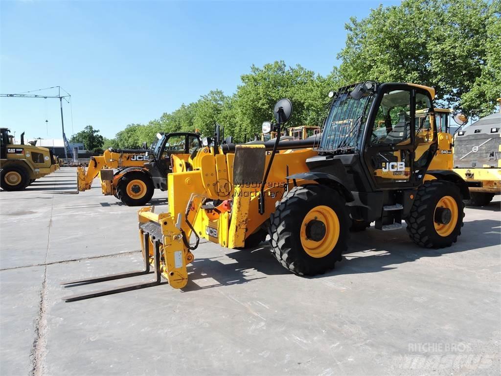 JCB 540-170 伸縮臂操作車