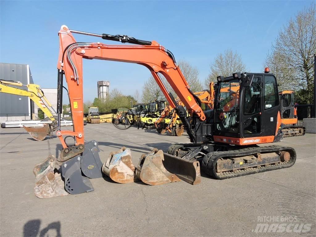 Kubota KX080 + 5 BUCKETS 其他