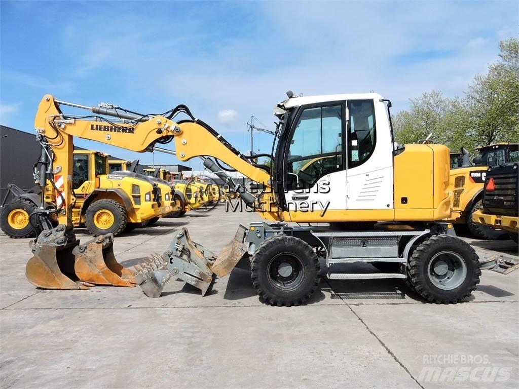 Liebherr A910 旋轉式挖土機/掘鑿機/挖掘機