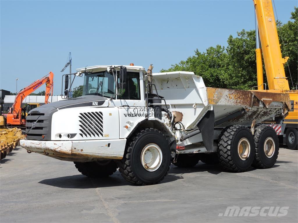 Volvo A25E 鉸接式起吊車