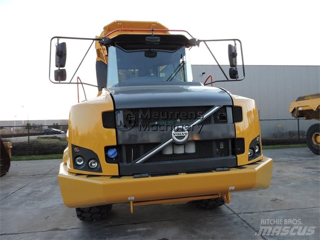 Volvo A30G 鉸接式起吊車