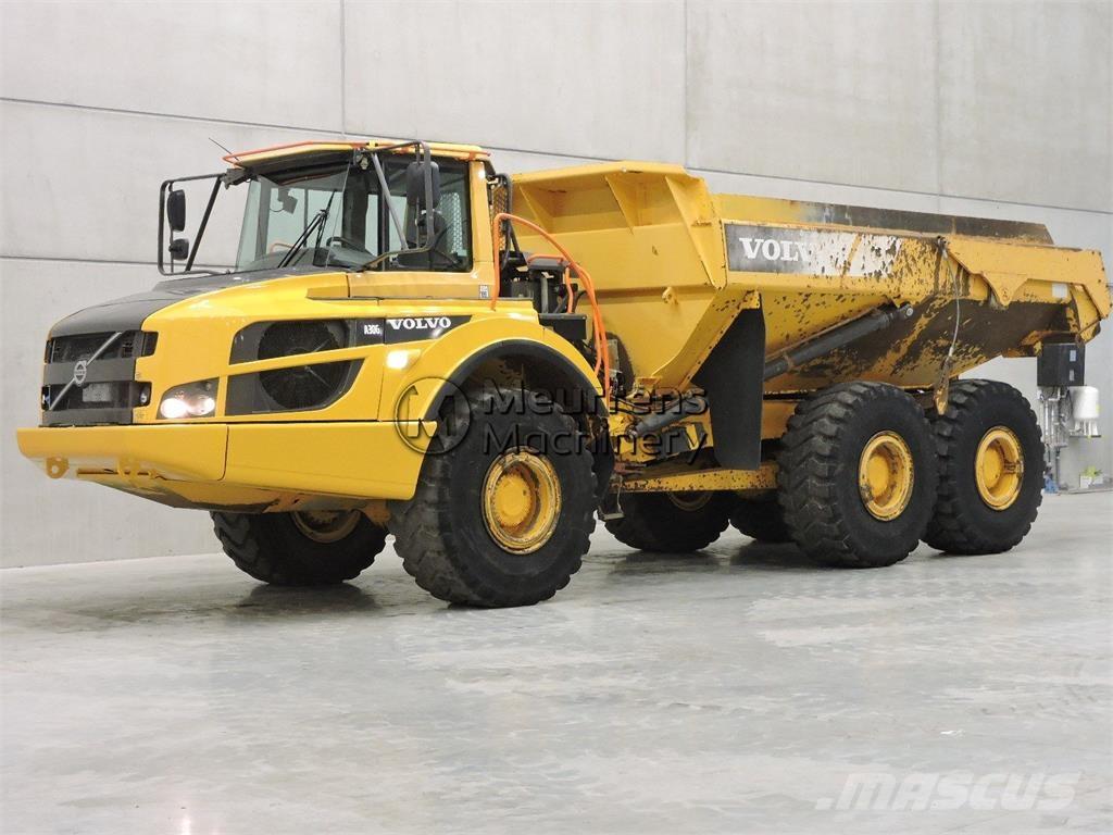 Volvo A30G 鉸接式起吊車