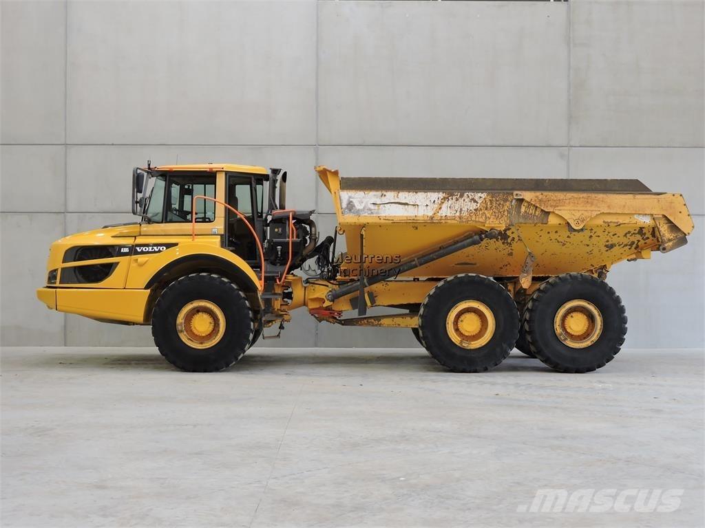 Volvo A30G 鉸接式起吊車