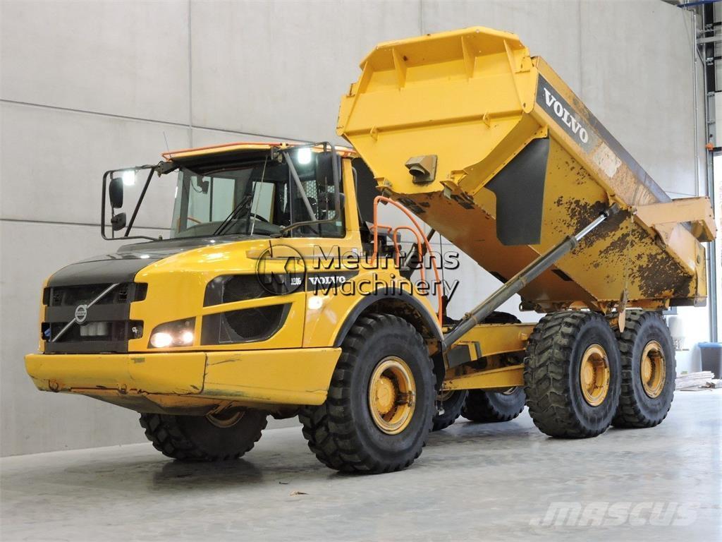 Volvo A30G 鉸接式起吊車