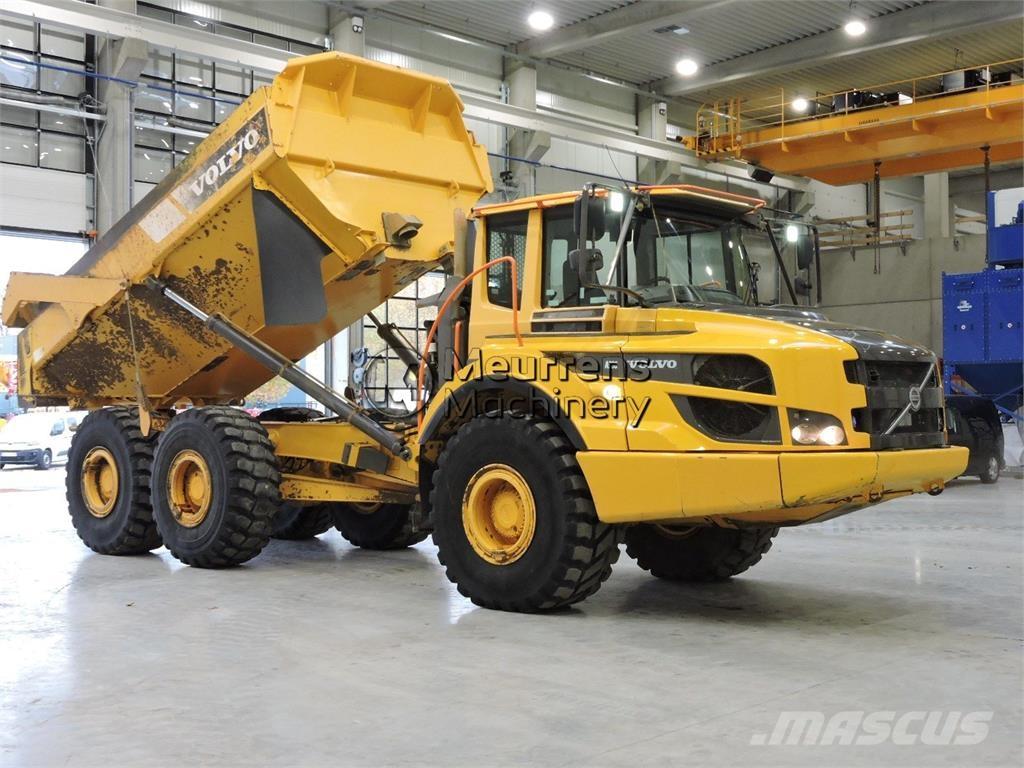 Volvo A30G 鉸接式起吊車