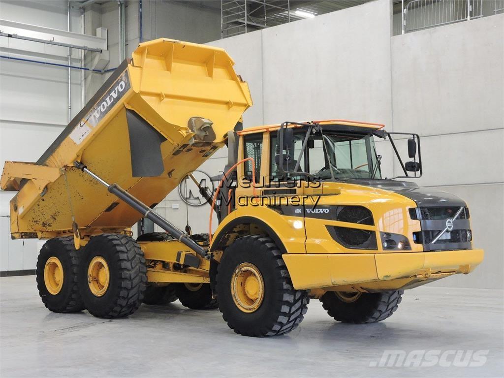 Volvo A30G 鉸接式起吊車