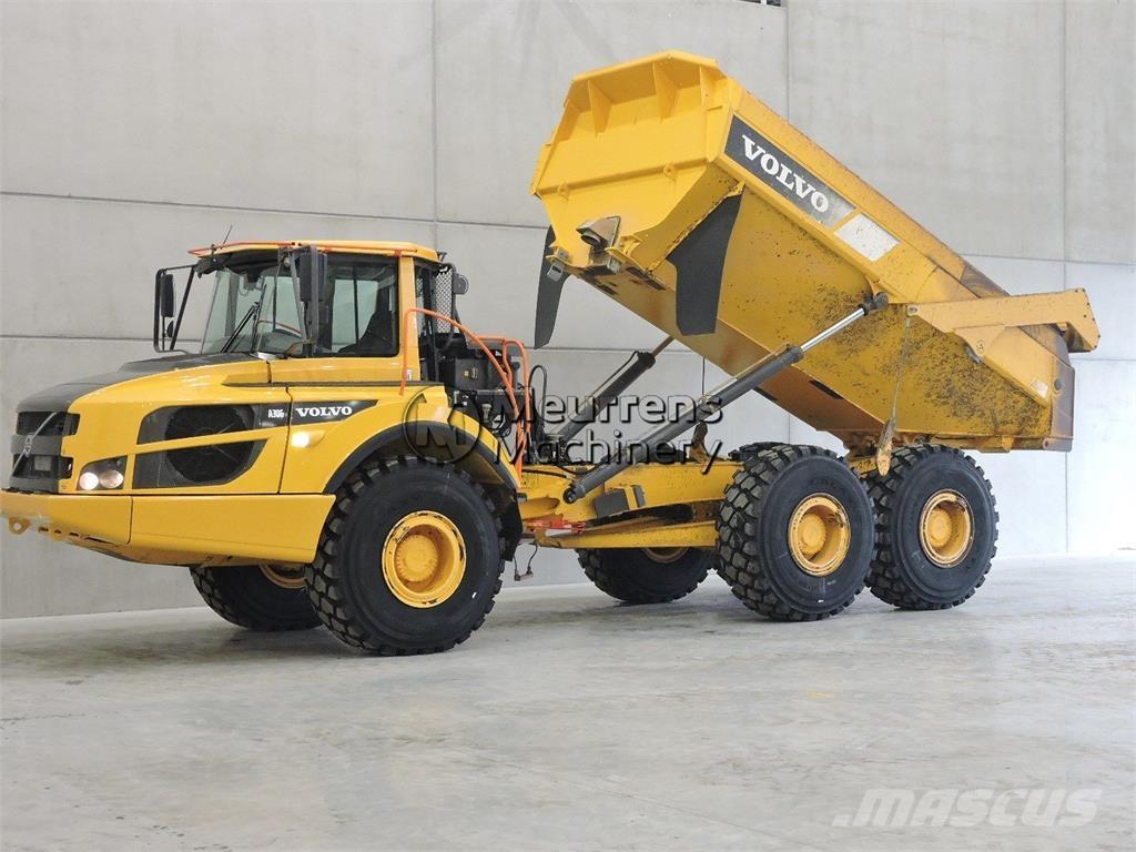 Volvo A30G 鉸接式起吊車