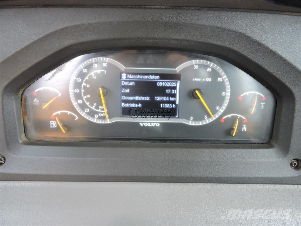 Volvo A30G 鉸接式起吊車