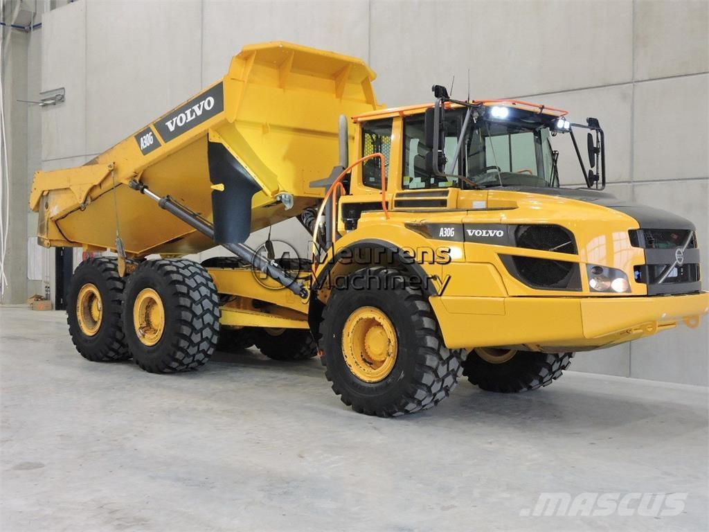 Volvo A30G 鉸接式起吊車
