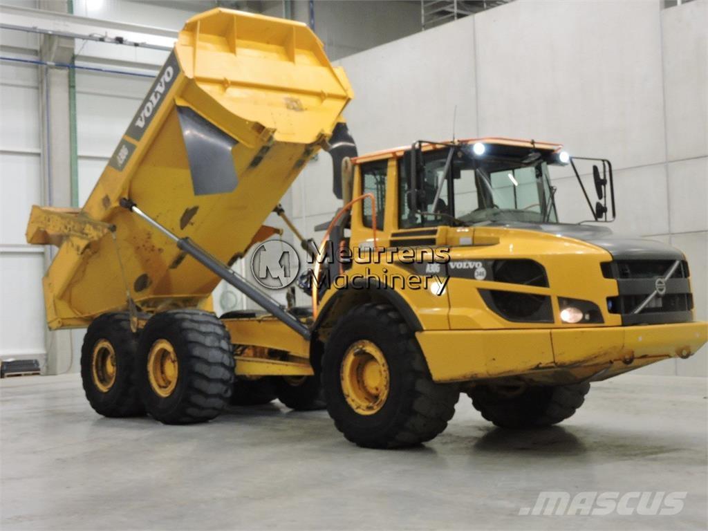 Volvo A30G 鉸接式起吊車