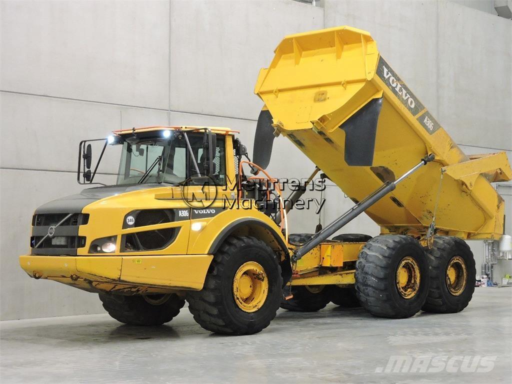 Volvo A30G 鉸接式起吊車