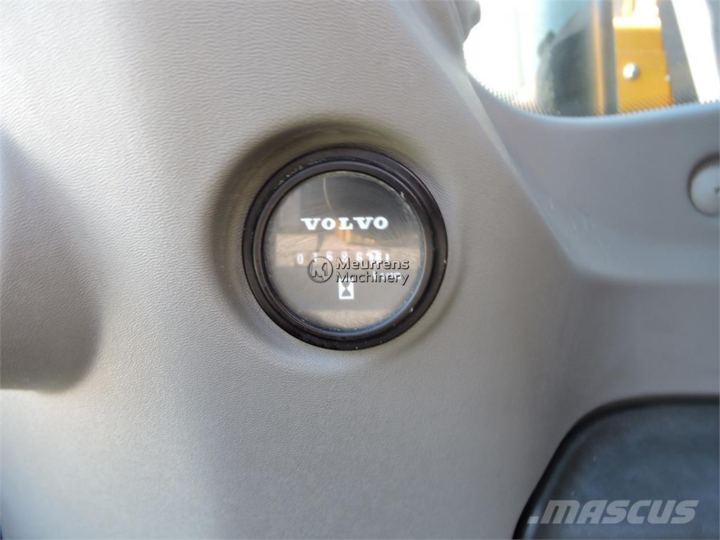 Volvo ECR235EL 履帶式 挖土機/掘鑿機/挖掘機