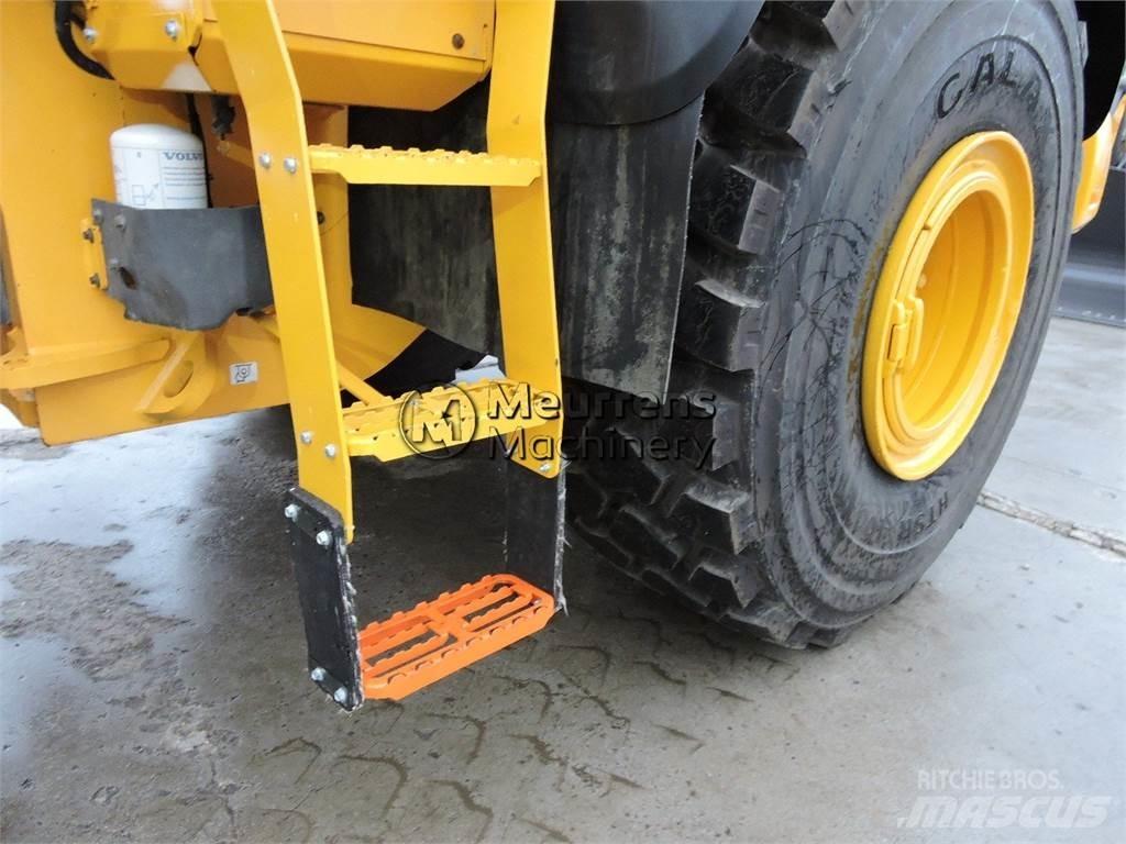 Volvo L150H 輪胎式裝載機