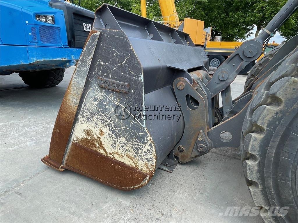 Volvo L150H 輪胎式裝載機