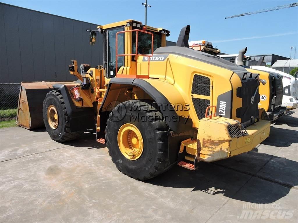 Volvo L220H 輪胎式裝載機