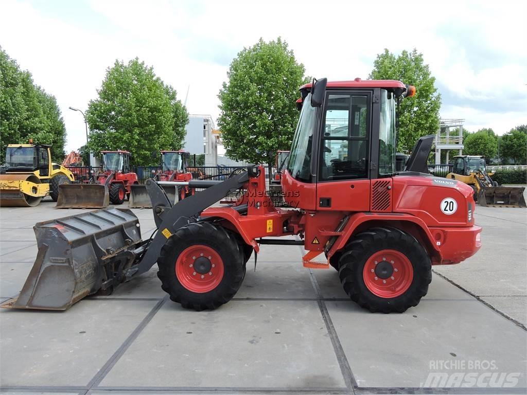 Volvo L35G + Fork-German 輪胎式裝載機