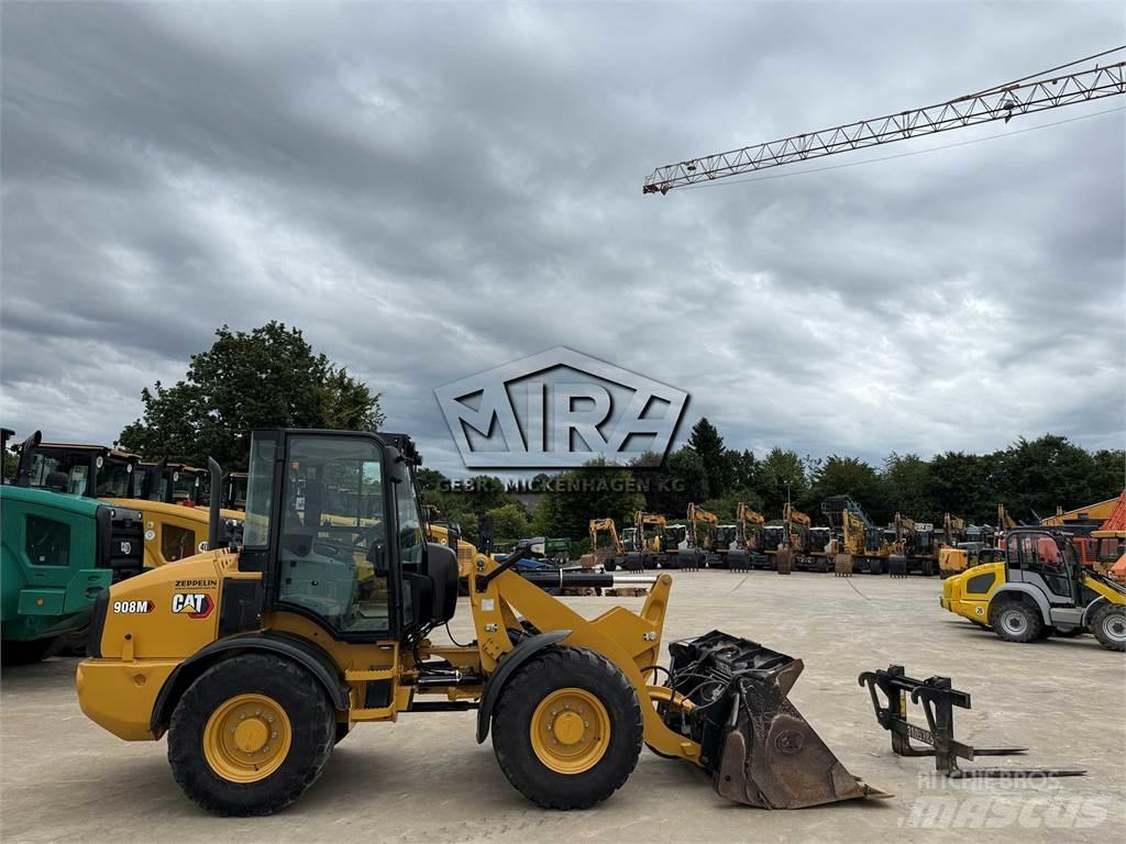 CAT 908 M 輪胎式裝載機