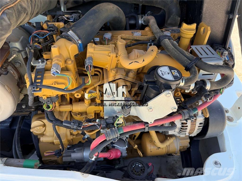CAT 908M 輪胎式裝載機