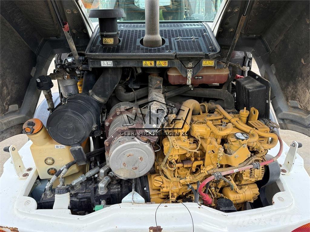 CAT 908M 輪胎式裝載機