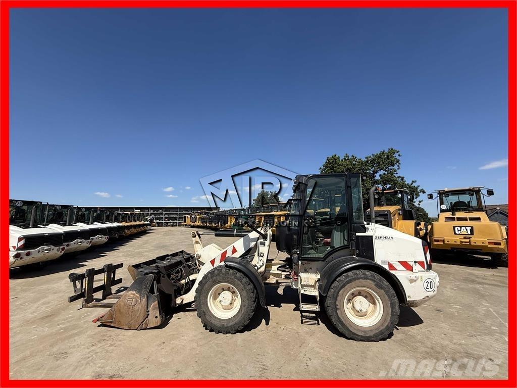 CAT 908M 輪胎式裝載機