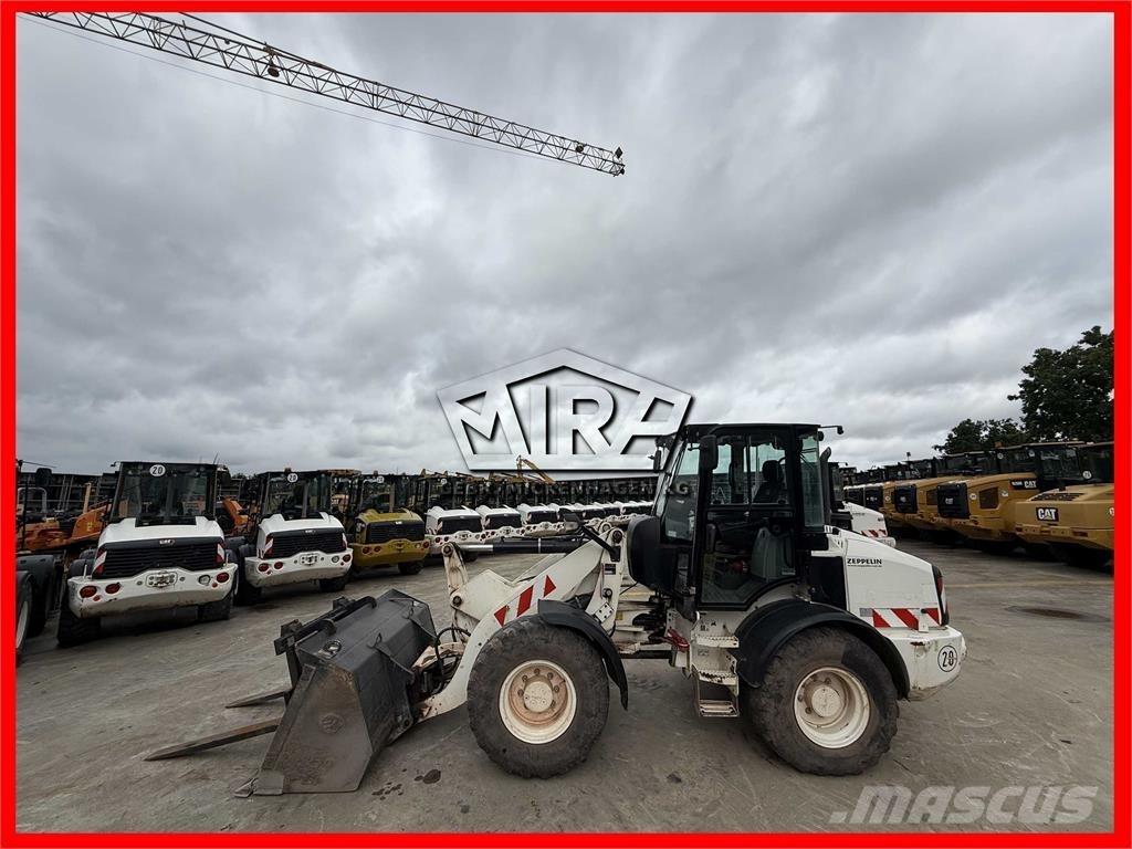 CAT 908M 輪胎式裝載機